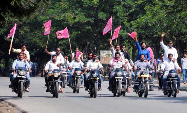 Pro-Telangana students take out a bike rally inside the campus in Hyderabad during Telangana bandh on Thrusday - DC/Deepak Deshpande Pro-Telangana students take out a bike rally inside the campus in Hyderabad during Telangana bandh on Thrusday - DC/Deepak Deshpande